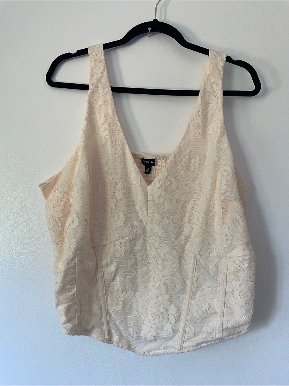 NWT Torrid Cream Lace V Neck Corset Tank Size 2x